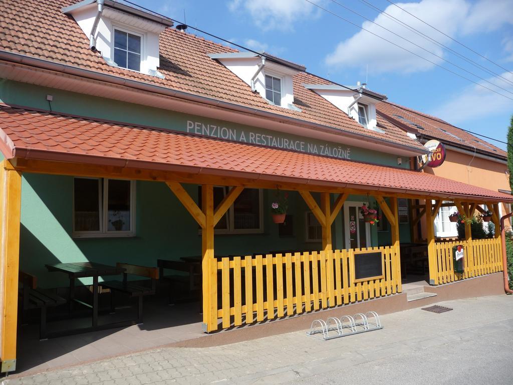 Penzion A Pizzerie Na Zalozne Kobylí 외부 사진